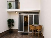 2BR-3BA Condo Block from Beach w Rooftop Jacuzzi