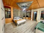 Taksim white inn