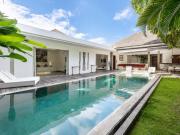 Villa Saha Elegant 3BR Pool Oasis Seminyak
