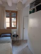 2 bedroom apartment with private terrace in the city center