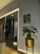 Top New Delhi Top New Delhi