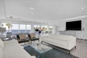 Sophisticated 3BR Oceanfront Home with Loft