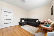 Grunwald Homely Apartment by BookingHost
