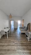 CrewNest Living Dachgeschoss Balkon WLAN saniert