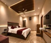 Top Tiruttani