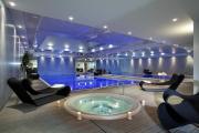 Modern Apartments in Gdańsk with Pool and Gym by Noclegi Renters
