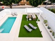 Villa Jardín con piscina privada, playa a 300 metros, 8 pax