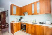 Top Ban Khlong Son Top Ban Khlong Son