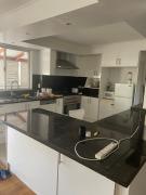 Top Redcliffe