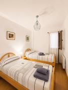 Top Morella