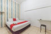 RedDoorz near Plaza Araya Malang