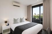 Top Oakleigh