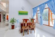 OYO 95374 Omah Ngentak Family Guest House