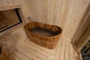 Entire Japanese inn, Free Wi-Fi & Free Parking for 2 Vehicles, Accommodates 16 Guests, Japanese Garden, Sauna, Open-Air Bath
