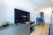 Sapphire Horizon Apartment - Parking & Balcony