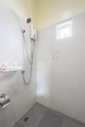 Top Nong Prue Top Nong Prue