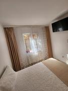 New apartment near UVVG and hospital,self check in non-stop,privacy!