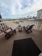 Ocean & Pool Views- Cruise Parking-2 Pools- HotTub - GYM - Shoreline Stays 6101