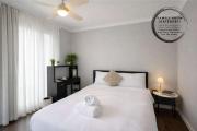 Cozy Double Room - Central Spot Convenient Berala - Shared Bathroom Cozy Double Room - Central Spot Convenient Berala - Shared Bathroom
