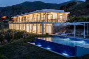 Top Karaburun