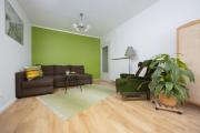 Lovely Apartment in Warsaw with Parking near Royal Baths Park by Noclegi Renters