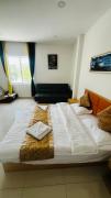 Top Phnom Penh