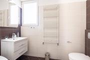 Alma - Sunny central three bedroom apartment