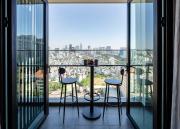 High Floor 3BR Corner Suite - Bitexco View
