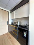 Studio Near Expo Mart