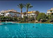 LA DAMA DE NOCHE ELEGANCIA y RELAX EN MARBELLA