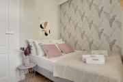 Dworska Suite - Close to the Beach & Regan Park by Downtown Apartments