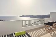 Top Elia Beach