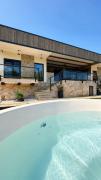 Apartment Casa Amore Vrujci - Pool and Jacuzzi