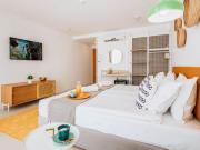 Top Golden Sands