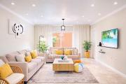 Paradise Sunsets - Entire Apt Montego Bay Gated & Parking