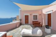 Top Oia