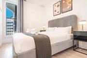 Cathedral & Port View Apartment, Pool & Gym REMS