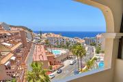 Wonderful 1 Bedroom Apartment Communal Heated Pool