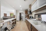 Villa in walking distance to amenities