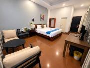 Top Phnom Penh