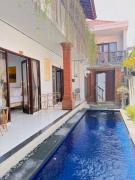 iZaya Guesthouse Canggu