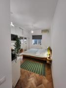 Old Town One Bedroom Studio