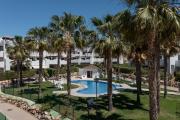 R2320 Apartamento con Solarium en Pueblo Salinas Vera Playa Almería
