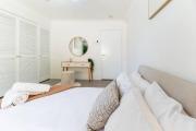 Top Loganholme
