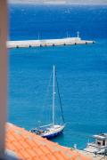 Top Sitia