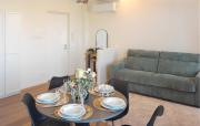 1 Bedroom Stunning Apartment In Salò