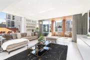 Modern 2BR Apartment, Church Square, Cape Town