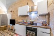 NonnAnna Apartment In Martano Historic Centre - Happy Rentals