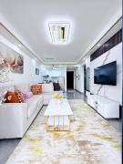 B&M Homes - cosy apartment in the heart of Nairobi, Kilimani - 2 bedroom, 1 bathroom and balcony