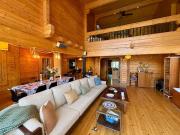 Beautiful Villa Timber Lodge w nice Pool